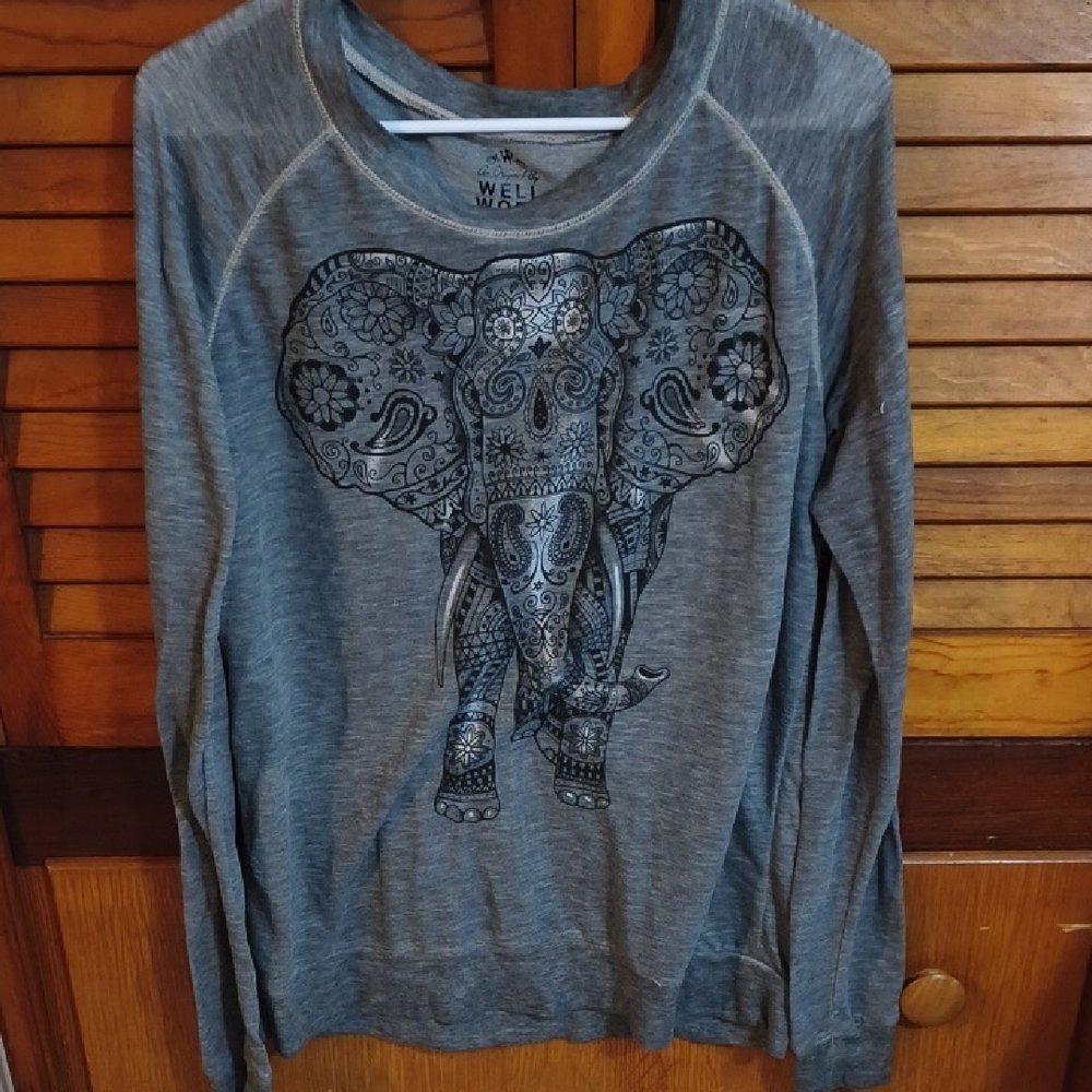 Well Worn by Los Angeles Heather Gray Knit Top